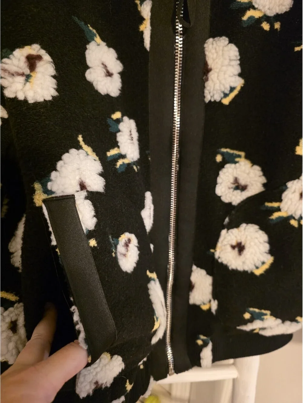 NWT Anthropologie Floral Sherpa Fleece Bomber Jacket Black White Daisy Medium M